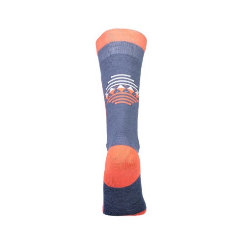 MONS ROYALE WOMENS MONS TECH CUSHION SOCK coral_stone -  02-02-2022/16437965341541000915100129-1037-667_469_202-removebg-preview.png