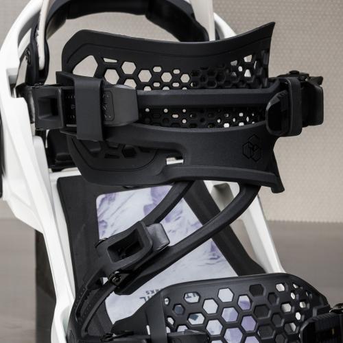 BENT METAL W LIGHTNING SUPERMATIC WHITE 25_26 - 04-12-2025/1764877873175526248711.jpg