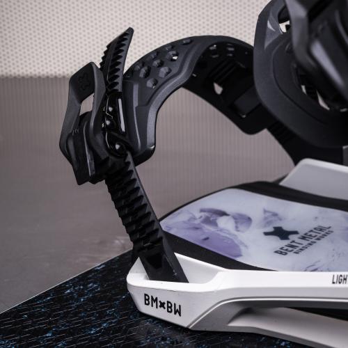 BENT METAL W LIGHTNING SUPERMATIC WHITE 25_26 - 04-12-2025/1764877873175526248812.jpg