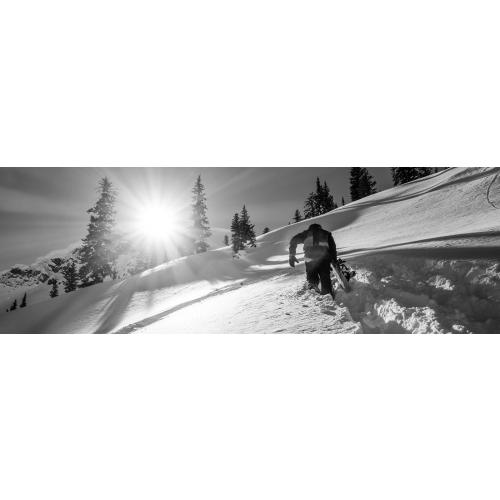 LIB TECH TRAVIS RICE PRO 2017 -  09-09-2016/14734257941617-lib-tech-snowboarding-d-travis-rice-hiking.jpg