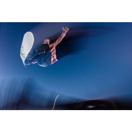 GNU CARBON CREDIT ASYM 2017 - 09-09-2016/1473435620ccs-asym-gus-warbington-snowboarding-03.jpg