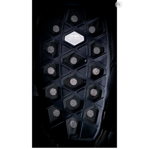ICETOOLS EVO VEST blk -  15-10-2018/1539596454snimok-ekrana-2018-10-15-v-12.41.51.png