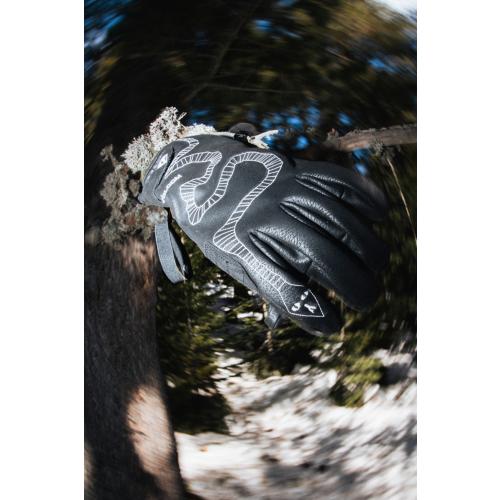 VOLCOM HIPEE GLOVE J6852609 BLK -  16-09-2025/1758057859j6852609_blk_lifestyle-4.jpg