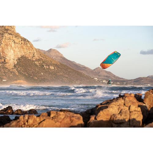 AIRUSH UNION V4 ACID TEAL -  29-08-2018/1535553535019_airush_gallery_kites_union_image04_1500x1000.jpeg