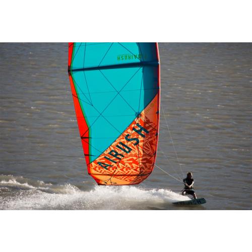 AIRUSH UNION V4 ACID TEAL -  29-08-2018/1535553535019_airush_gallery_kites_union_image05_1500x1000.jpeg